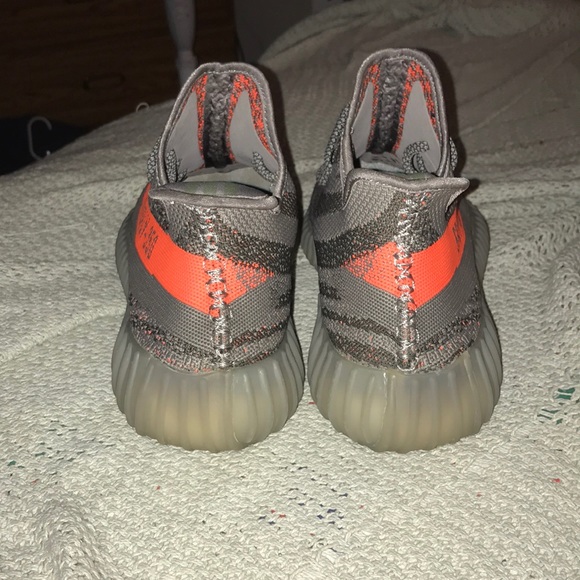 Adidas yeezy size 11 - Picture 4 of 5